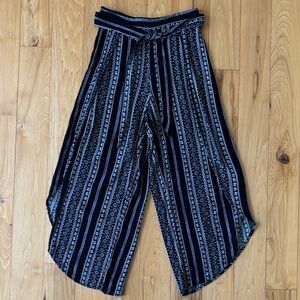 American Rag Cie Black White Boho Side Slit Harem Festival Pants Small RN115024